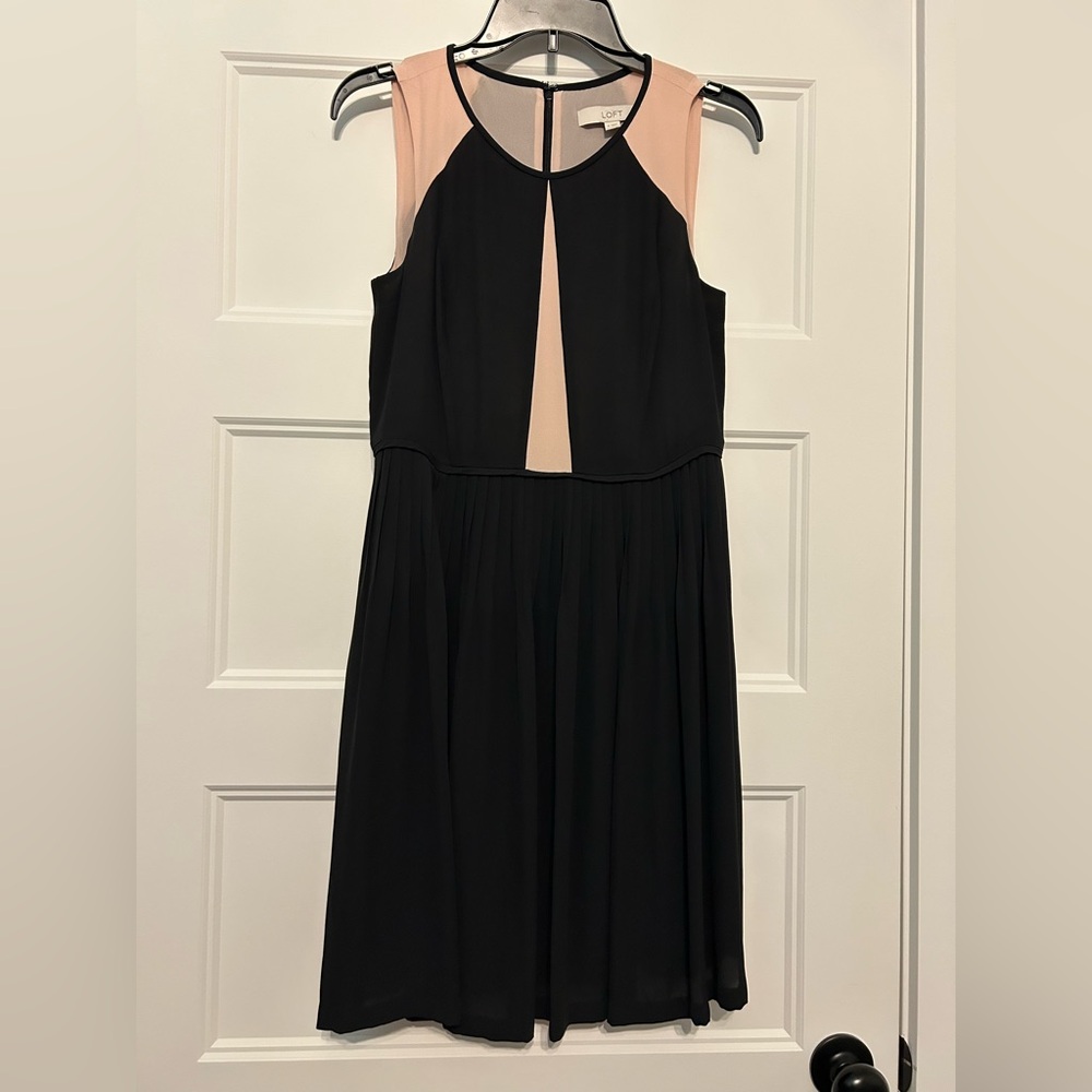 Women’s Size 4 Ann Taylor Loft Sleeveless Black and Blush Pink Dress